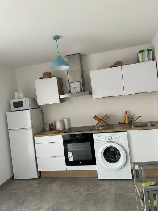Appartement T3 Rez De Jardin Люссиана Экстерьер фото
